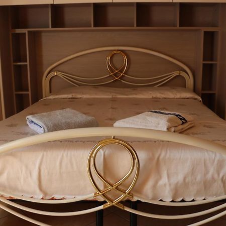 Casa Andreea Vicino Al Centro Di Olbia Iun R5904 Appartement Buitenkant foto