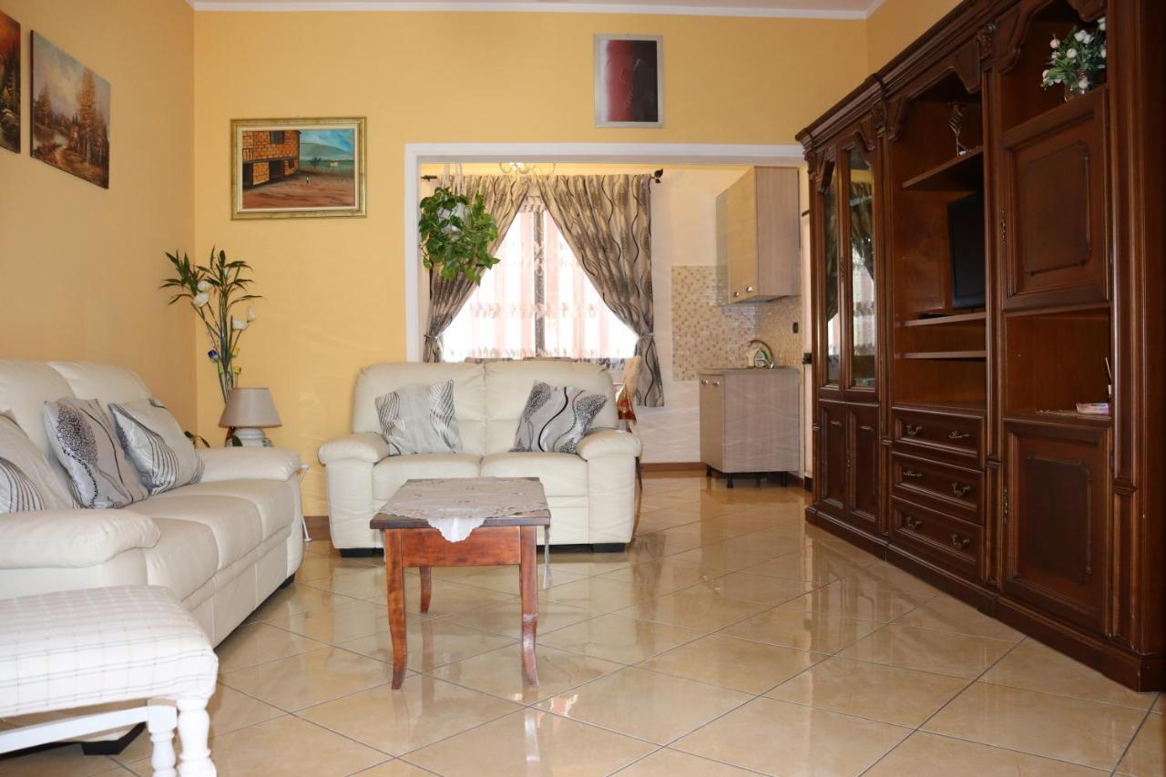 Casa Andreea Vicino Al Centro Di Olbia Iun R5904 Appartement Buitenkant foto