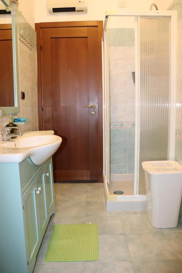 Casa Andreea Vicino Al Centro Di Olbia Iun R5904 Appartement Buitenkant foto